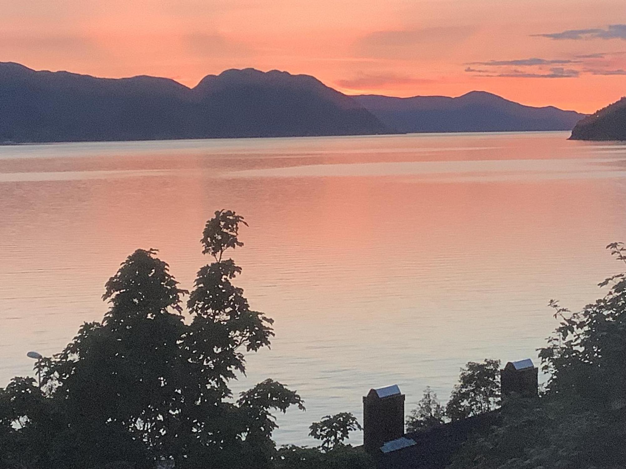 Line Pa Hauane1 Bed & Breakfast Volda Exterior photo
