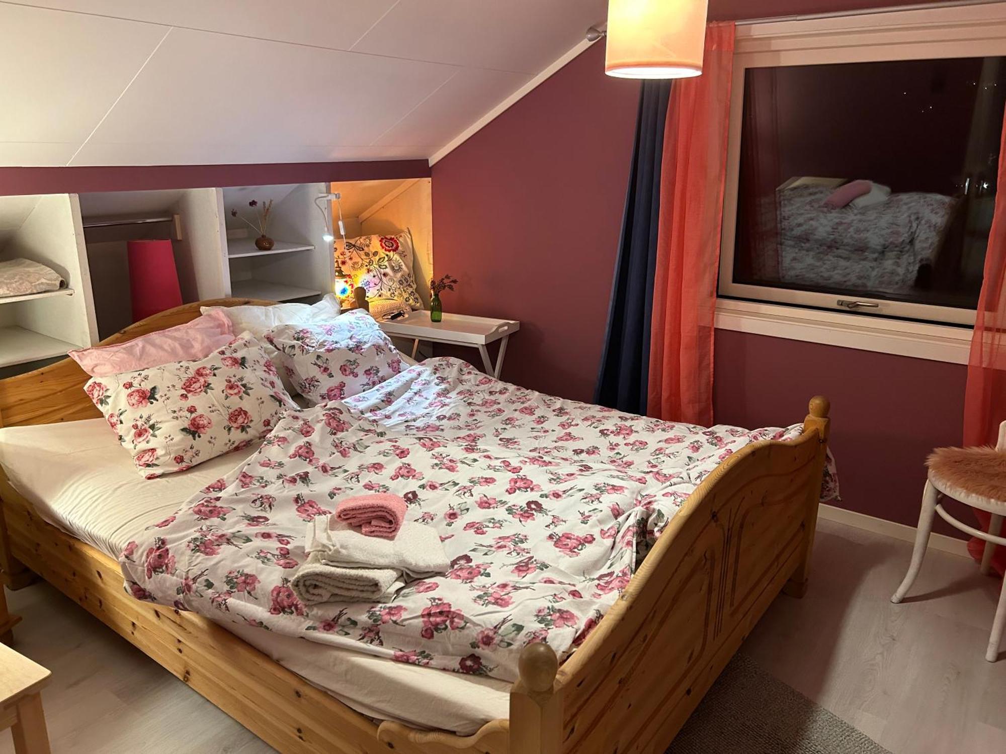 Line Pa Hauane1 Bed & Breakfast Volda Exterior photo