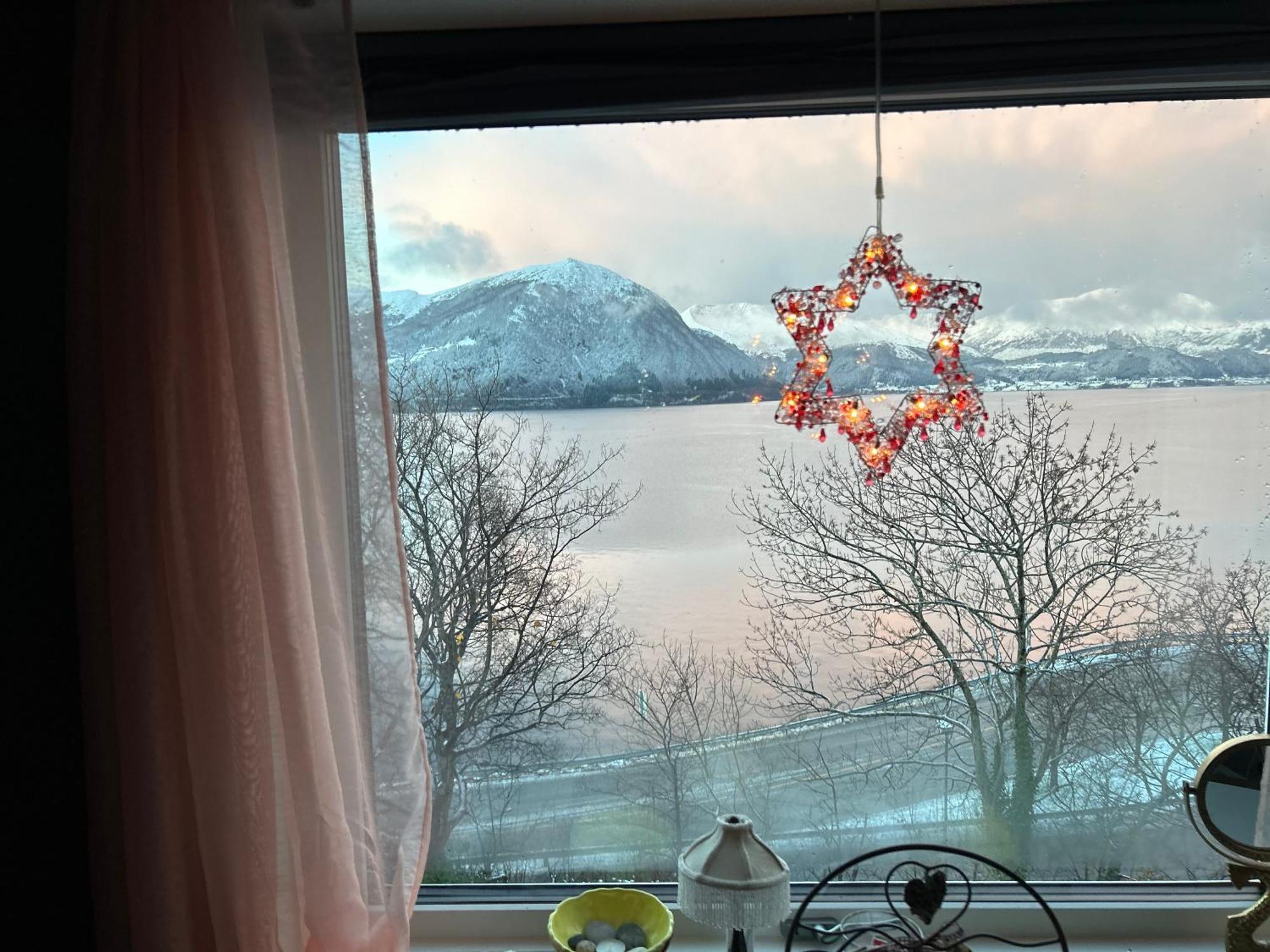 Line Pa Hauane1 Bed & Breakfast Volda Exterior photo