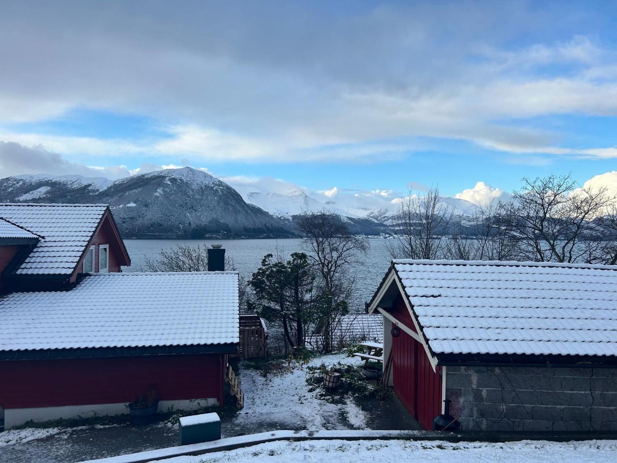 Line Pa Hauane1 Bed & Breakfast Volda Exterior photo