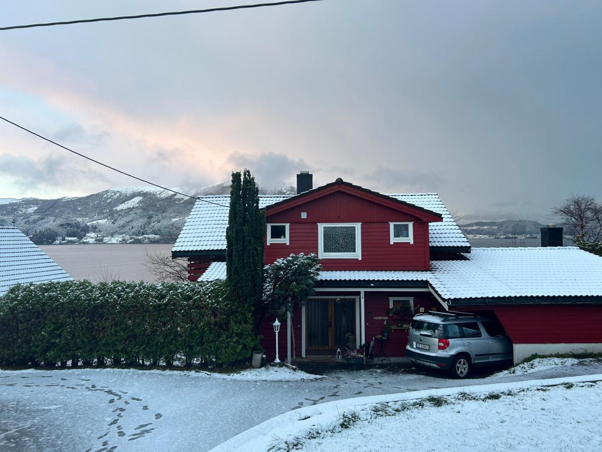 Line Pa Hauane1 Bed & Breakfast Volda Exterior photo